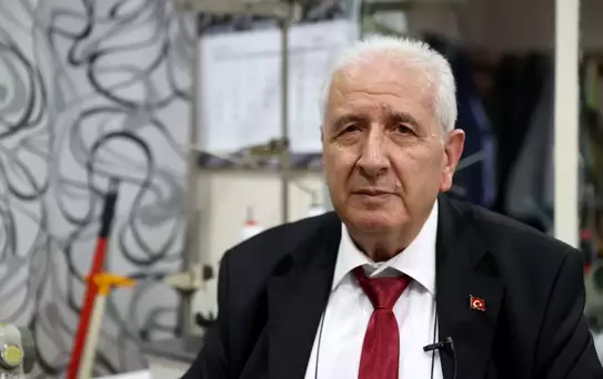 Yılın Ahisi: 56 Yıldır Terzilik Yapıyor