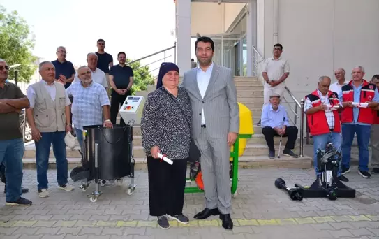 Kırşehir'de Ceviz Üreticilerine Makine Desteği