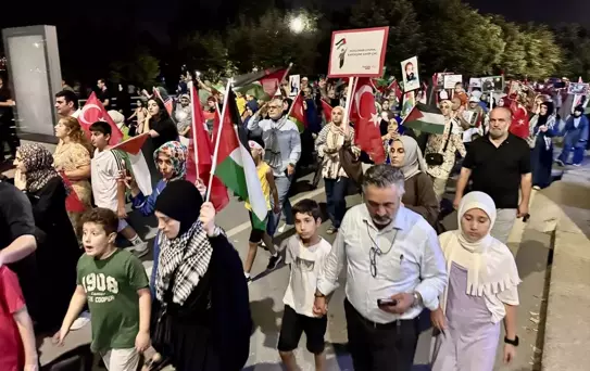 Kocaeli'de Özgür Filistin Yürüyüşü