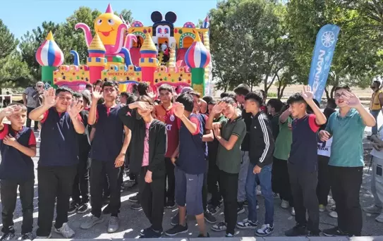 Kocasinan Belediyesi kırsal mahallelerdeki okullarda etkinlik düzenledi