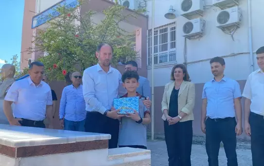 Kozan'da Bursluluk Sınavında Birinci Olan Öğrencilere Ödül