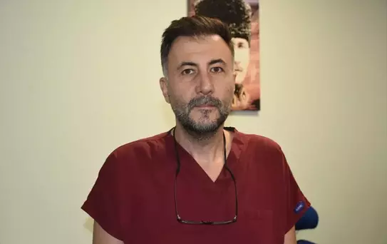 Beyin Ameliyatı Canlı Yayında Gerçekleşti