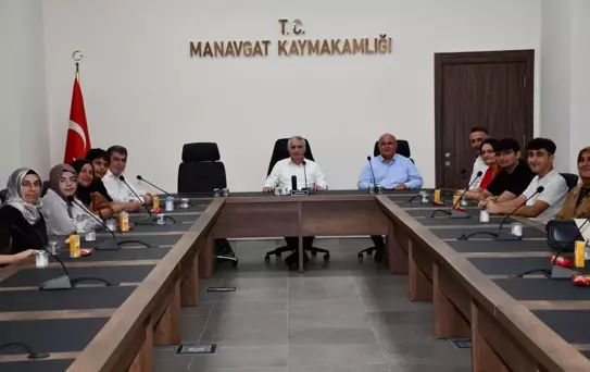 Manavgat'ta Başarı Ödülleri