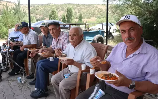 Gurbetçiler Pilav Festivali'nde Buluşma