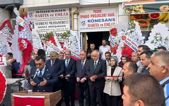 MHP Genel Başkan Yardımcısı Kalaycı, partisinin Çumra ilçe teşkilat binasının açılışına katıldı