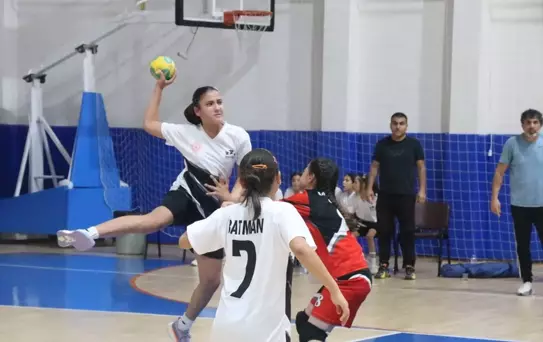 Mini-Minikler Hentbol Şampiyonası Sona Erdi