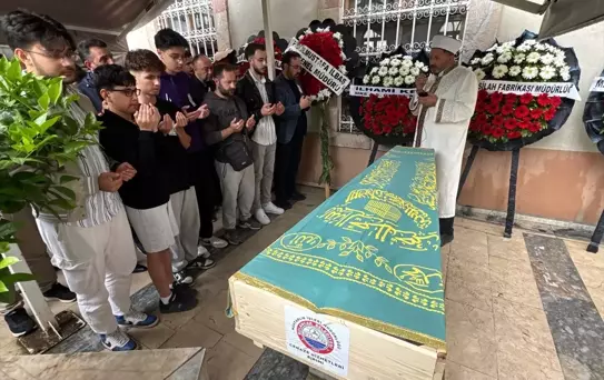 MKE Silah Fabrikası Müdürü Mustafa Gürel'in Cenazesi Giresun'da Toprağa Verildi