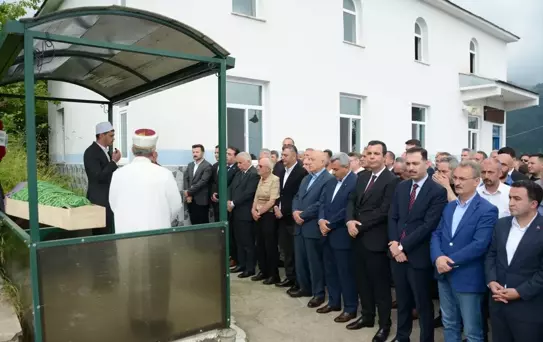 Hava Konak Son Yolculuğuna Uğurlandı