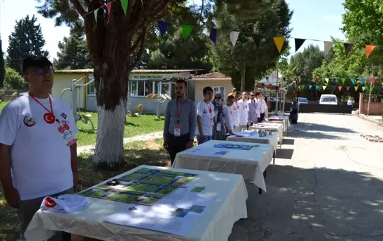 Mustafakemalpaşa'da Bilim Fuarı Açıldı