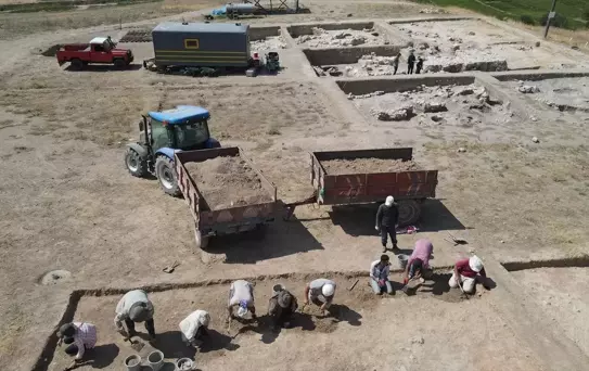 Nerik'te 3.500 Yıllık Fındık Fosili Bulundu