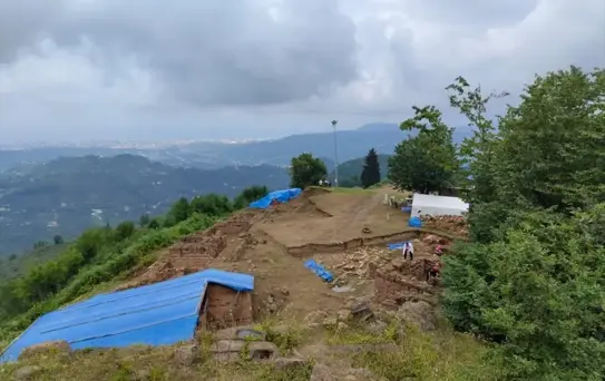 Kurul Kalesi'nde 16. Yıl Arkeolojik Kazıları
