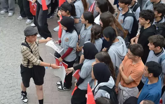 Samsun'da öğrenciler, Milli Mücadele'nin kahramanlarını canlandırdı