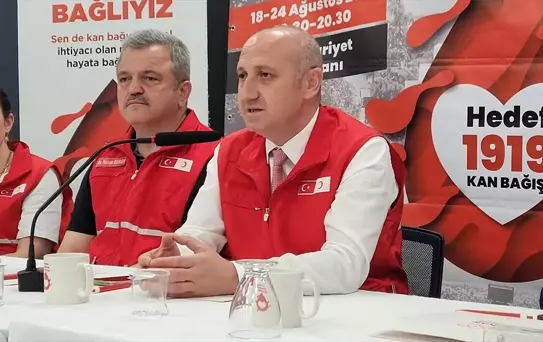 Kızılay'dan Kan ve Fidan Kampanyası