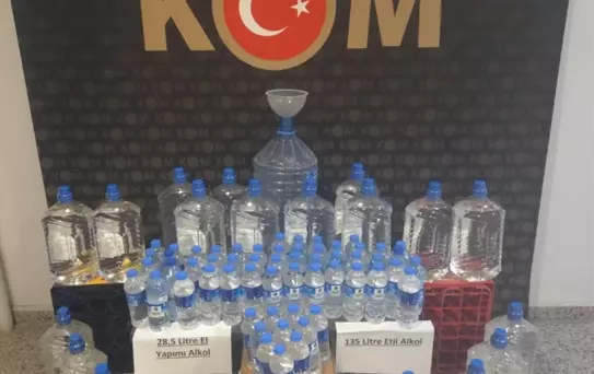 Sivas'ta 163,5 Litre Sahte İçki Ele Geçirildi