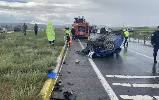 Sivas'ta Trafik Kazası: 1 Ölü, 4 Yaralı