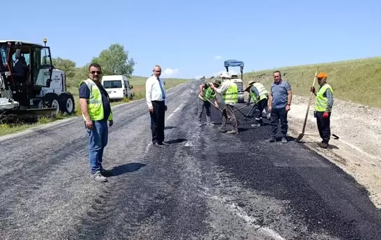Sorgun'da Köy Yollarına Bakım Başladı
