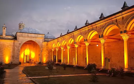 Gece Ziyaretiyle Sağlık Müzesi Açık