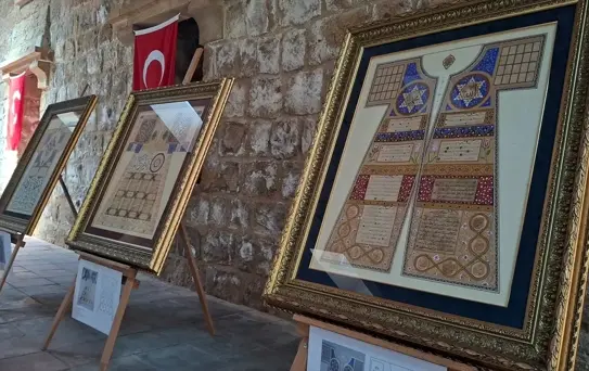 Beypazarı'nda 2. Uluslararası Halk Dansları ve Müzik Festivali Kapsamında İki Sergi Açıldı