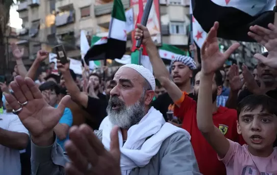 Şam'da İsrail Saldırılarına Protesto