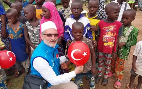 TDV Togo'da 21 bin aileye kurban eti ulaştırıyor