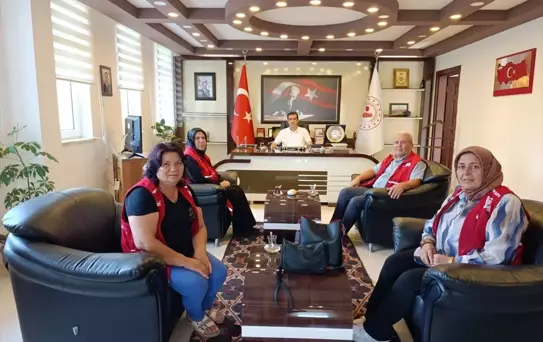 Kızılay Anamur'dan Kaymakam'a Ziyaret
