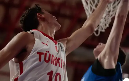 Türkiye Genç Basketbol Takımı Finale Yükseldi