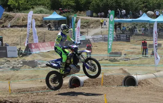 Süper Enduro Kocaeli'de Yarıştı