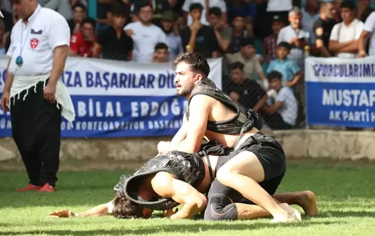 Yayladağı'nda Aba Güreşi Şampiyonası