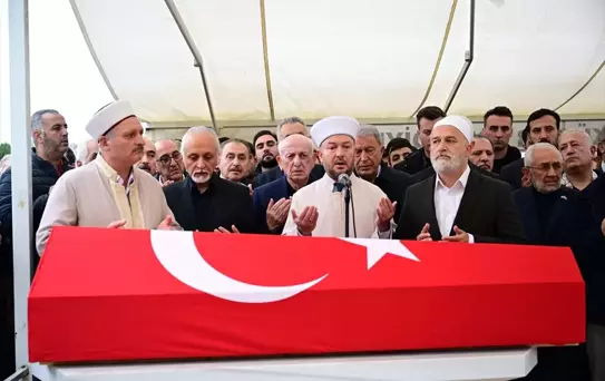 Yavuz Bülent Bakiler Son Yolculuğuna Uğurlandı