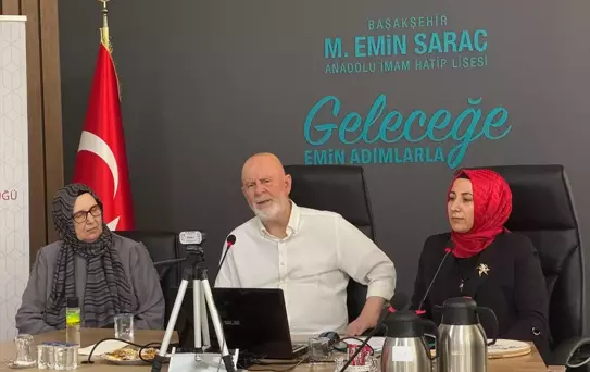 Mustafa Kutlu'dan Öğretmenlere Fikir Dersi