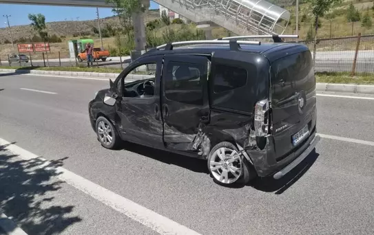 Yozgat'ta Trafik Kazası: 2 Yaralı