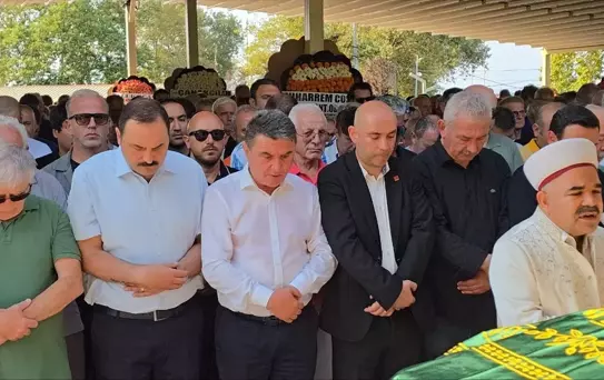 Esat Erdem'in Cenazesi Toprağa Verildi