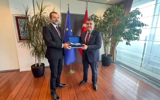 Gürsu Belediyesi Gençlik Projeleri İçin Avrupa'ya Çıkarma Yaptı
