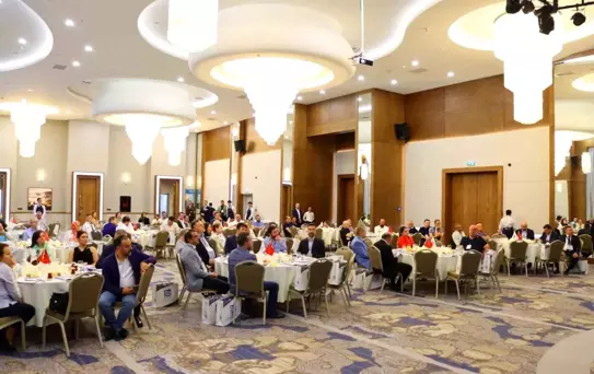 Muradiye OSB'de İhracat Ödülü İSMAK'a Verildi