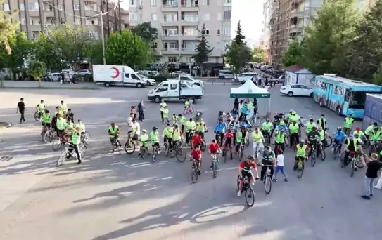 Mardin'de Yeşilay Bisiklet Turu