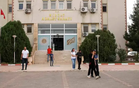 Hırsızlık Yapan Kız Kardeşler Tutuklandı