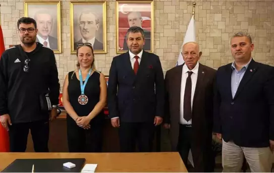 Gedizli Sporcular Dünya Kick Boks Şampiyonası'nda Önemli Başarılar Elde Etti