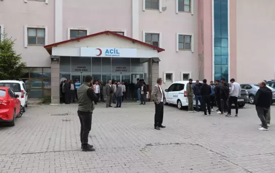 Karlıova'da Trafik Kazası: Sürücü Hayatını Kaybetti