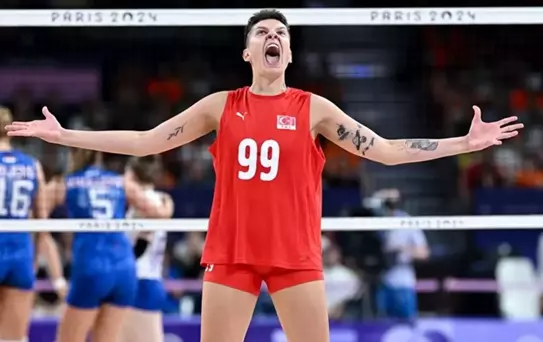 Ebrar Karakurt Sultanlar Ligi'ne geri döndü! İşte yeni takımı
