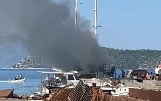 Marmaris'te Tekne Yangını