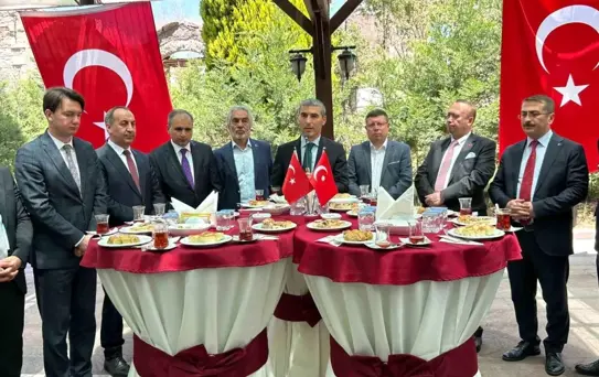 Uşak'ta Bayramlaşma Töreni Düzenlendi