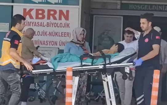 Kurban kesiminde bıçağın üzerine düşen 7 yaşındaki çocuk ağır yaralandı