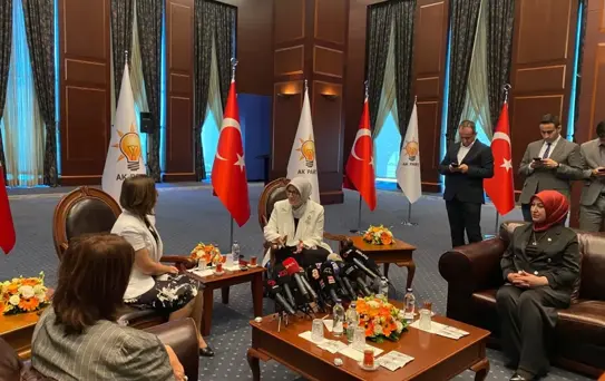 AK Parti Demokrasi Heyetini Ağırladı