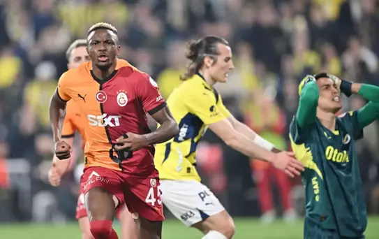 Victor Osimhen İstanbul'dan ayrıldı! İşte ilk kare