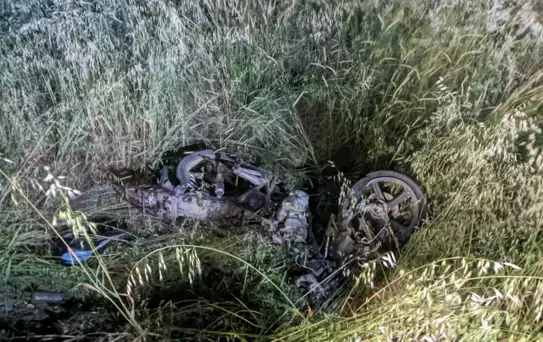 Otomobil ile çarpışan motosikletteki 2 kişi hayatını kaybetti