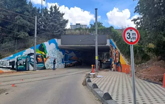 Alikahya Stadyum Tramvay Hattı Projesi'nde Ray Döşeme Çalışmaları Tamamlandı
