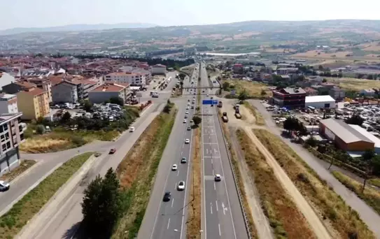 Tekirdağ-İstanbul Yolunda Bayram Yoğunluğu