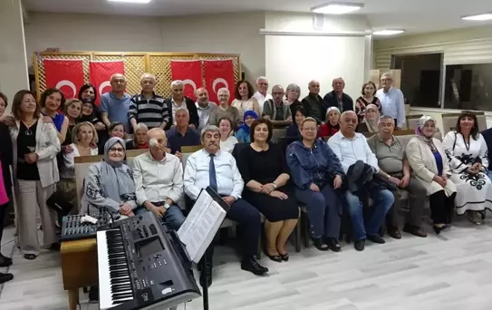 Tunçbilek Lisesi'nin İlk Mezunları 50. Yılını Kutladı