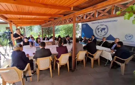 Yeni Anayasa Vurgusu