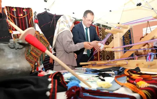 Akçaabat'ta Yıl Sonu Sergisi Düzenlendi